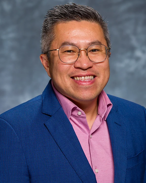 Portrait of Ken D. Nguyen, MD